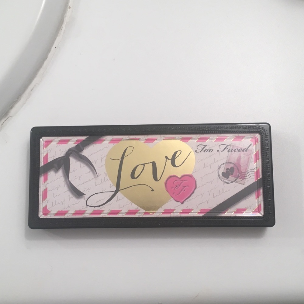 too faced love palette